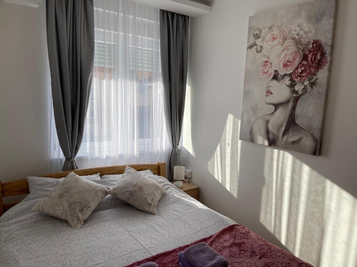 Apartman Mdb Subotica Eksteriør billede